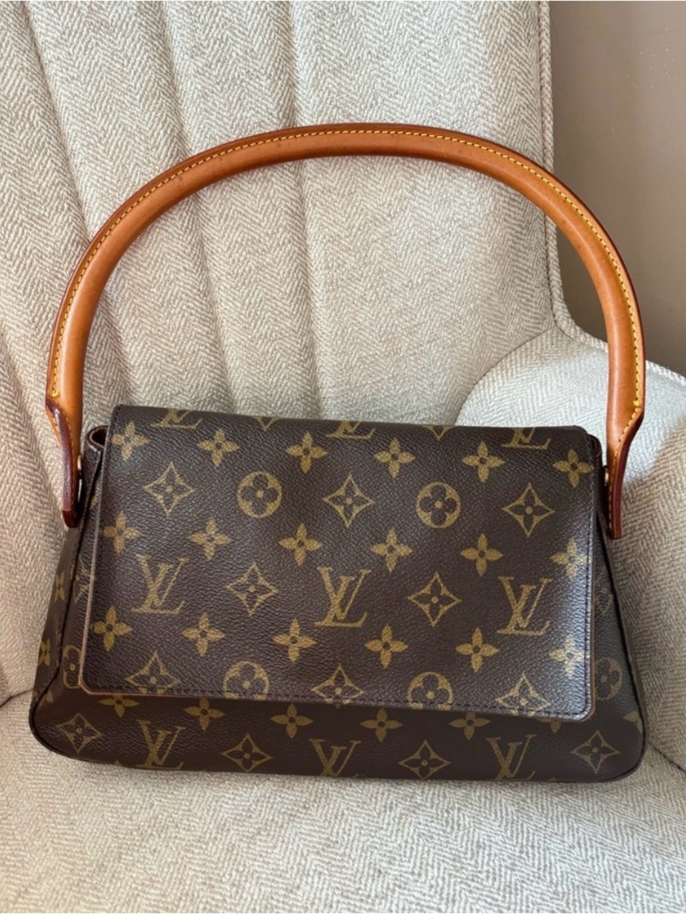 Louis Vuitton Mini Looping Vintage